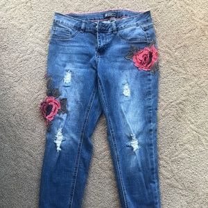 Boom Boom Rose Applique Jeans | Size 9